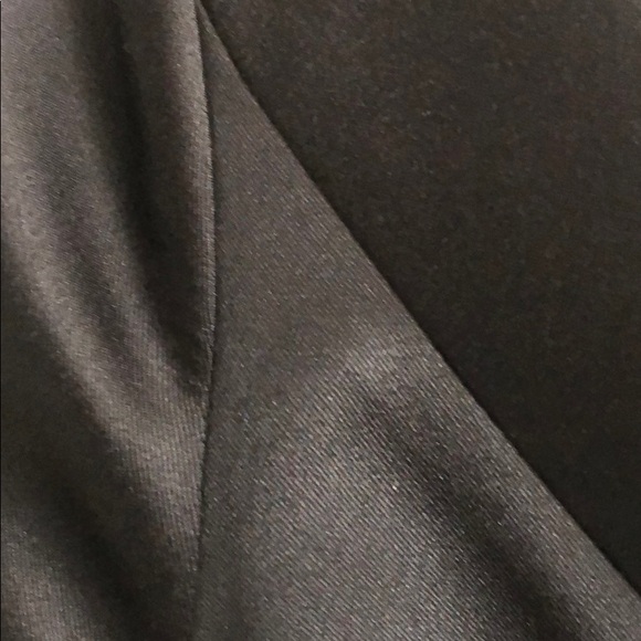 Dress - Picture 5 of 5